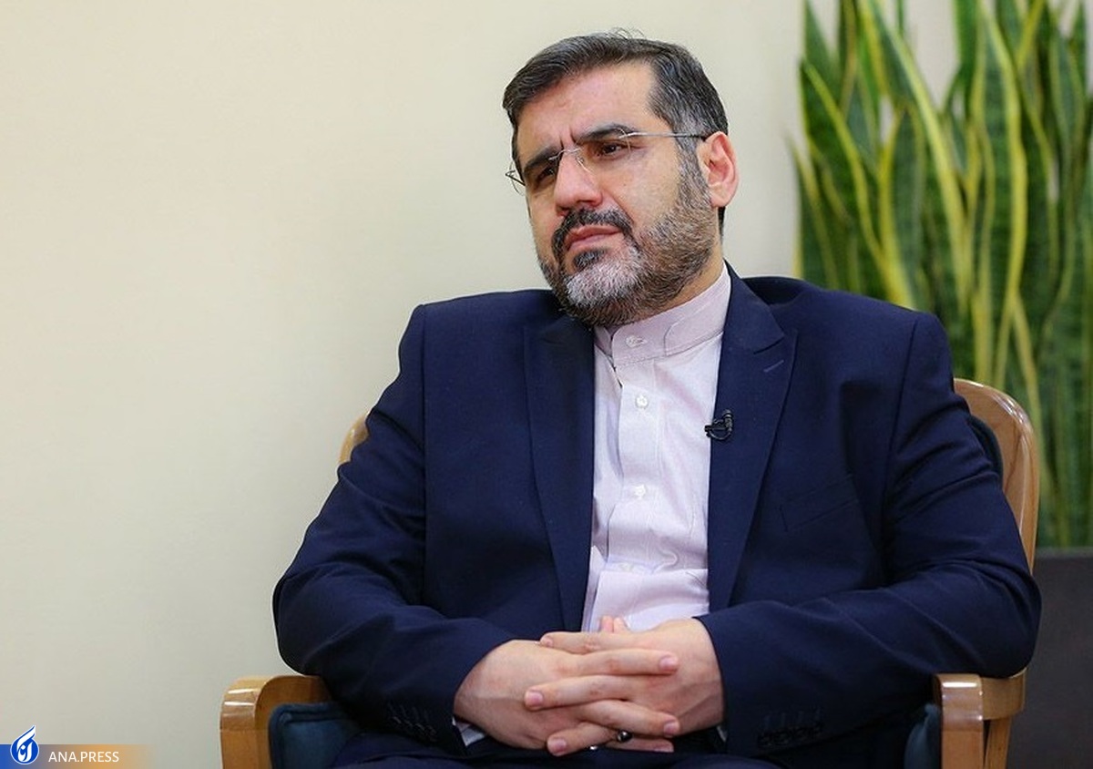 غربیها از رسانههای تاثیرگذار هراس دارند