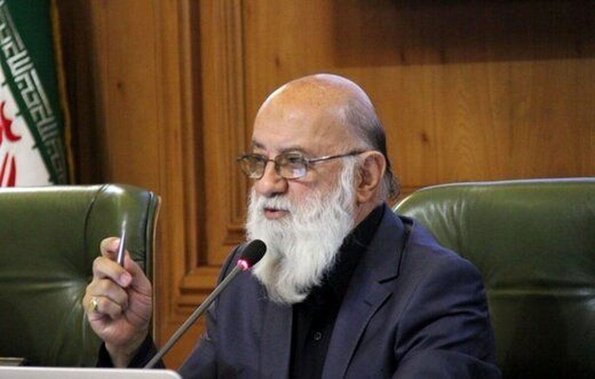 قفل شدن شهر به دلیل برف و یخبندان بود شهرداری تلاشش را کرد