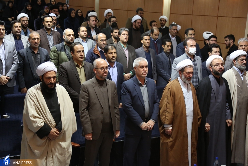 چرا مایکل هارت پیامبر اکرم(ص) را نخستین شخصیت مؤثر در ساخت تاریخ نامید؟ چرا مایکل هارت پیامبر اکرم(ص) را نخستین شخصیت مؤثر در ساخت تاریخ نامید؟