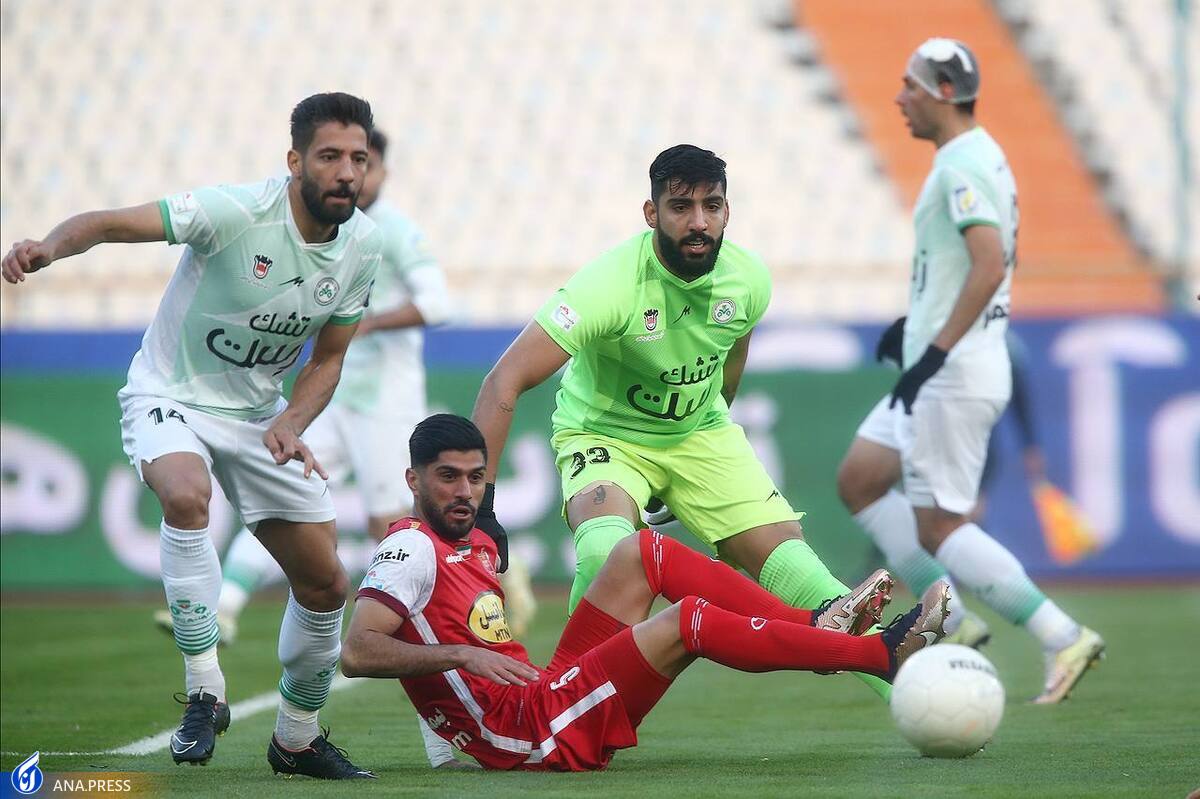توقف یک نیمهای پرسپولیس مقابل ذوبآهن