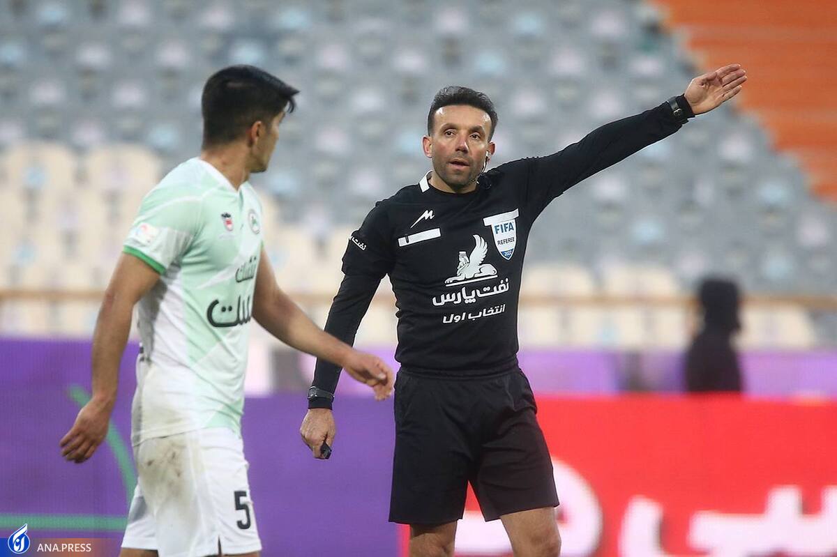 هند مدافع ذوبآهن پنالتی بود/ مهاجم پرسپولیس نتوانست داور را فریب دهد