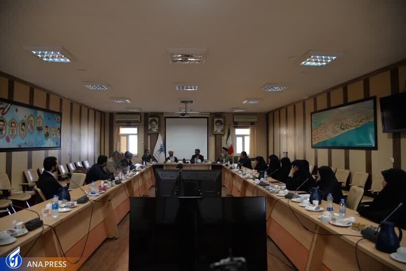 برخی روشنفکران ما دنبال پیادهسازی علوم غربی در ایران هستند! برخی روشنفکران ما دنبال پیادهسازی علوم غربی در ایران هستند!