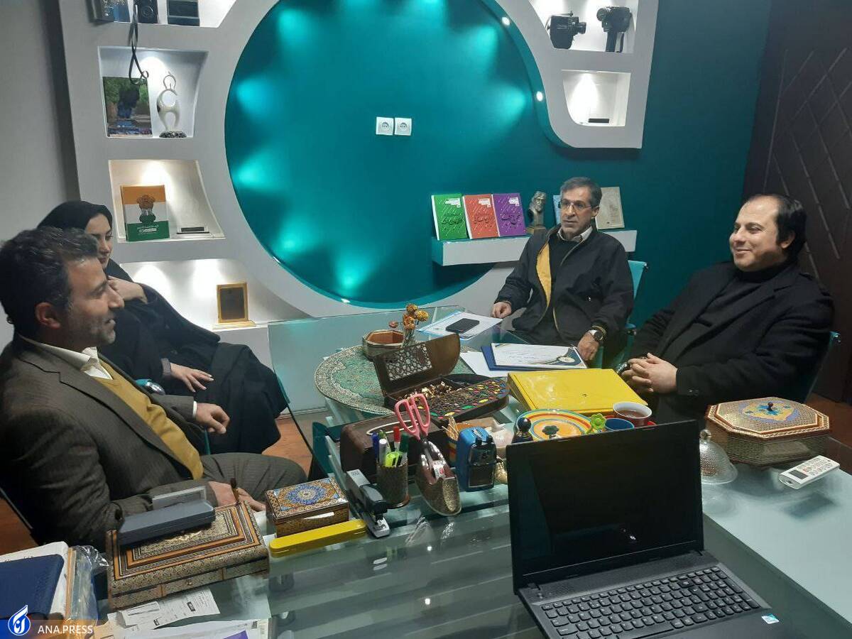حمایت از جوانان گامی بزرگ برای گسترش علوم انسانی و هنر بوده است