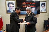 دانشجویان-شیرازی-با-مسئولان-انتظامی-و-دانشگاهی-دیدار-و-گفت‌وگو-می‌کنند