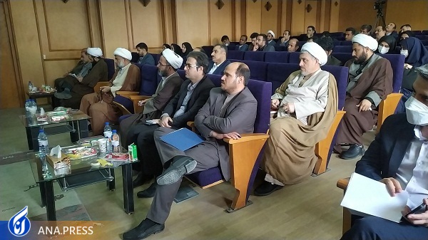 استادانی حوزه و دانشگاه مرزهای دانش را جابجا کردهاند استادانی حوزه و دانشگاه مرزهای دانش را جابجا کردهاند