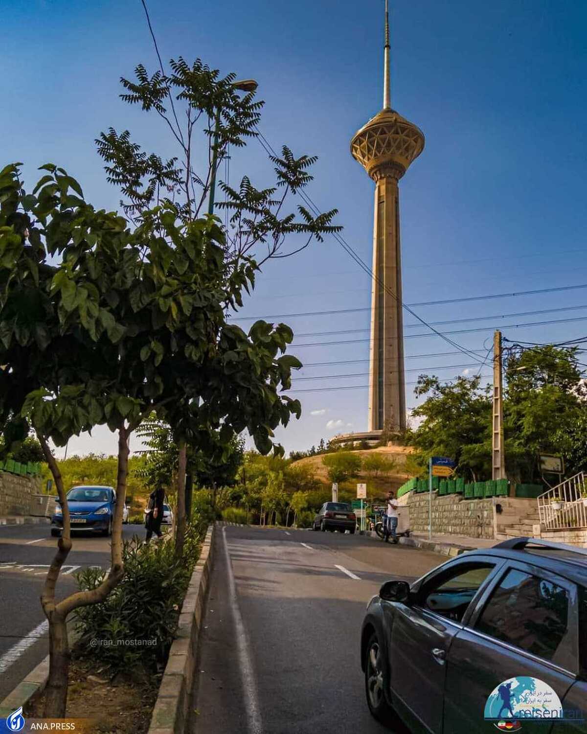 برج میلاد همزمان با شهادت حضرت فاطمه (س) تعطیل است
