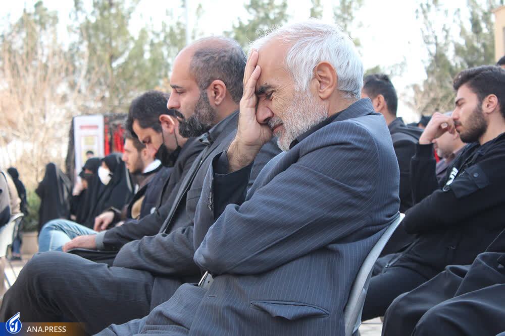 پیچش عطر لاله&zwnj;های فاطمی در دانشگاه