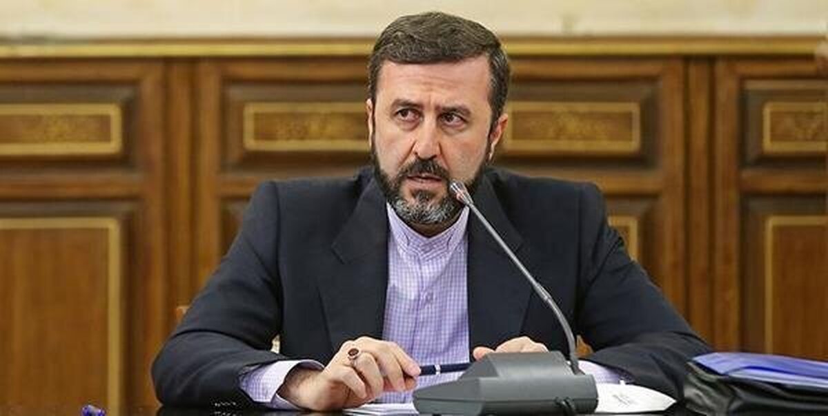 دولت فرانسه با خشونت صداهای مخالف را خاموش می‌کند