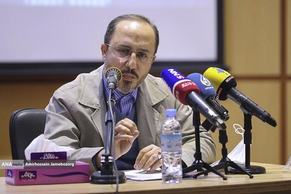 صدا و سیمای واقعی ملت ایران در تشییع پیکر شهدای گمنام نمایان شد