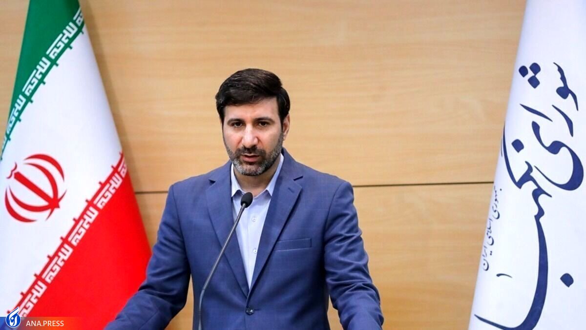 ایران تا همیشه به احترام شهدا خواهد ایستاد