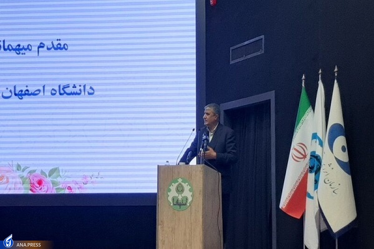 اسلامی: هدف دشمن جلوگیری از توسعه علمی در کشور است
