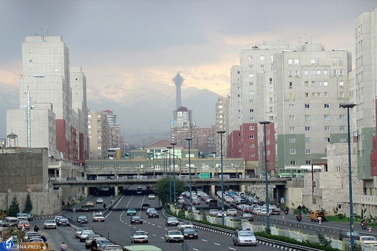 هوای تهران برای گروههای حساس ناسالم است