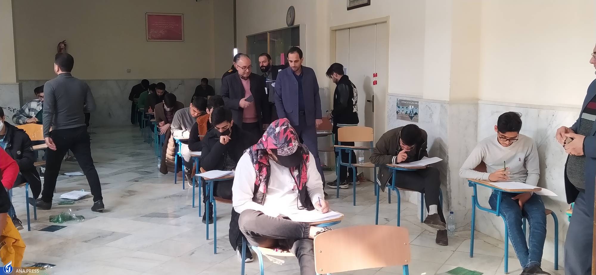 ماراتن نخستین مرحله آزمون سراسری ۱۴۰۲ در روزهای سرد زمستان ماراتن نخستین مرحله آزمون سراسری ۱۴۰۲ در روزهای سرد زمستان