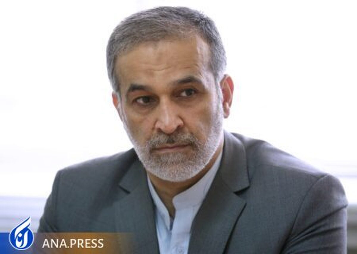 زبان هنر راهگشای میدان جهاد تبیین است