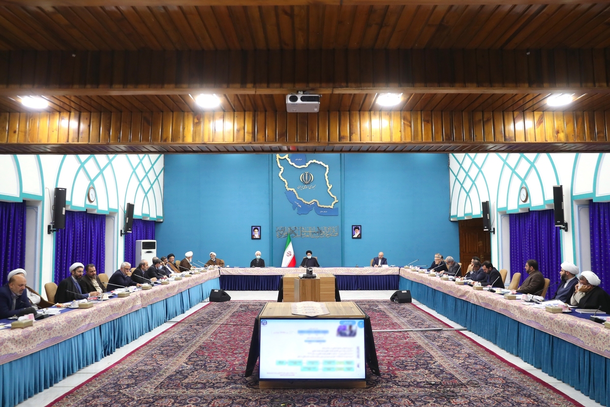 تحقق رشد و اجرای برنامههای اقتصادی مثل برنامه هفتم در گرو مشارکت مراکز علمی است