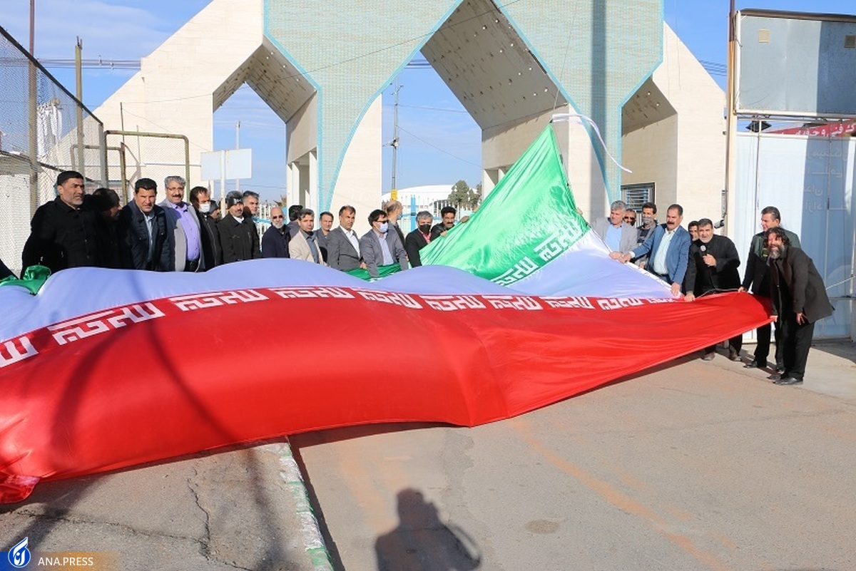 حال و هوای استانها در روز رویش بهار جاودان؛ توفان ۷۰ کیلومتری حریف انقلابیها نشد + تصاویر