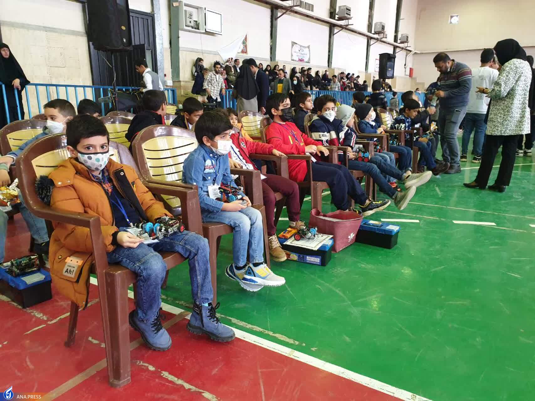 پایان چهارمین دوره مسابقات رباتیک دانش&zwnj;آموزی آریانا