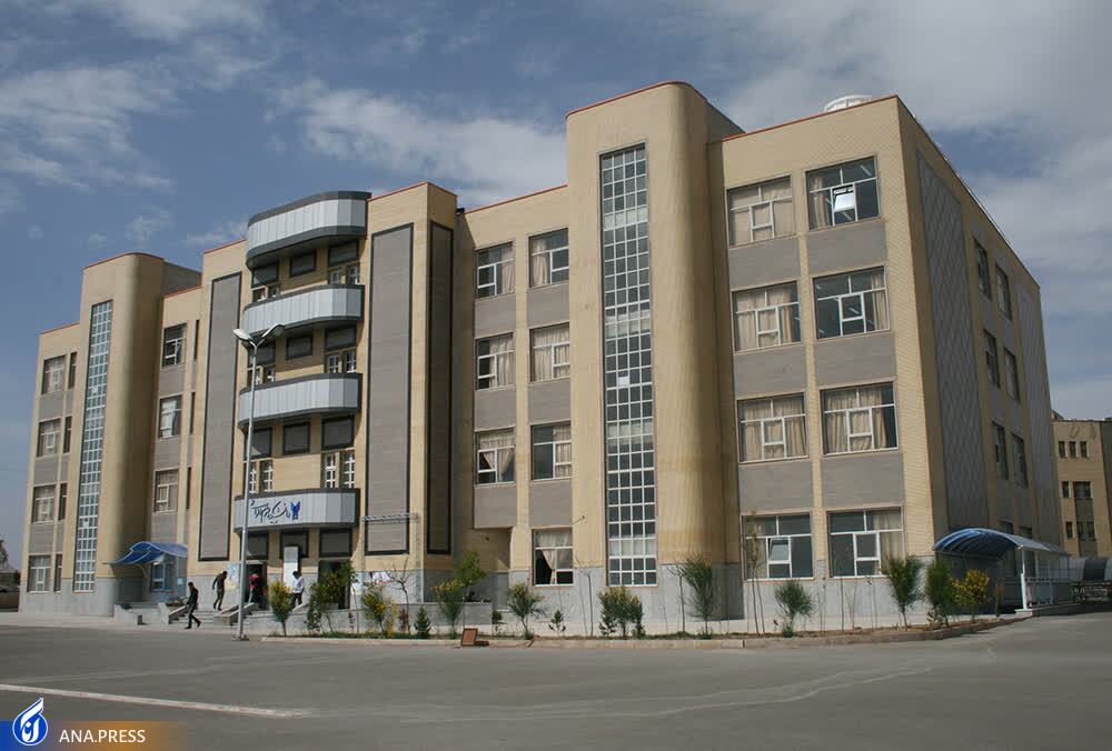 منطق برنامه جدید آموزشی و درسی دانشگاه آزاد قم چیست؟ منطق برنامه جدید آموزشی و درسی دانشگاه آزاد قم چیست؟