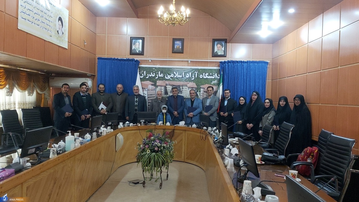 اعلام برگزیدگان جشنواره ملی جایزه ایثار در دانشگاه آزاد مازندران