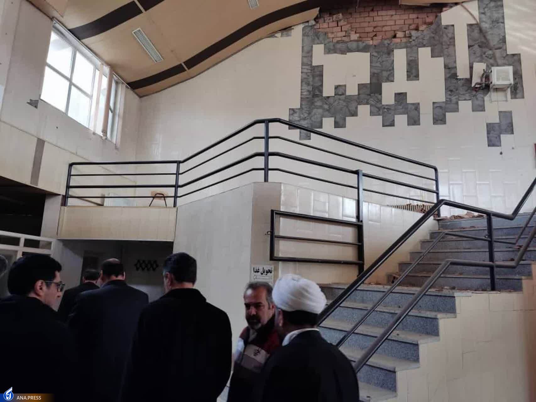 کاروان همدلی دانشگاهیان دانشگاه آزاد راهی مناطق زلزله&zwnj;زده شد