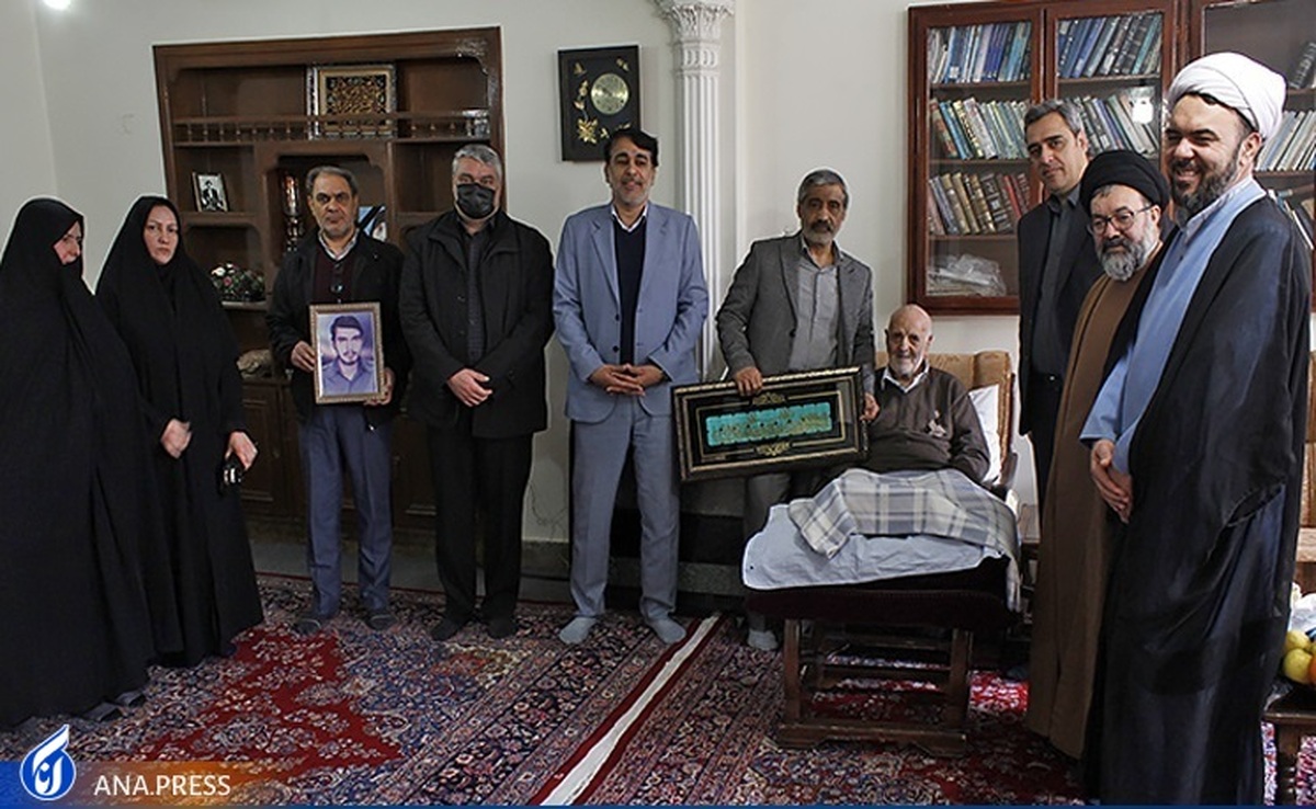 دلجویی دانشگاهیان از مؤسس دانشگاه آزاد سبزوار
