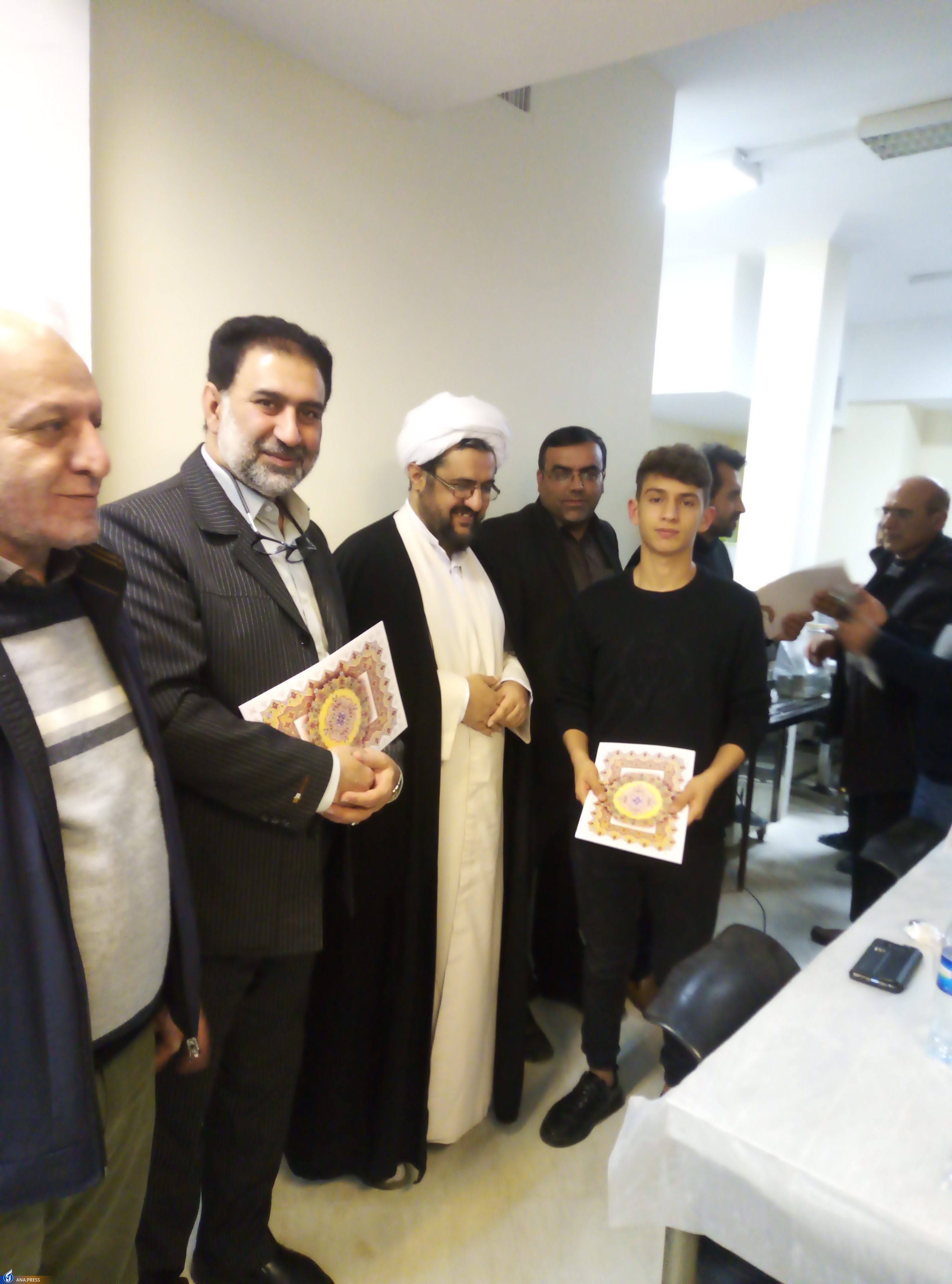 دانشگاهیان دانشگاه آزاد اسلامی در سراسر کشور
