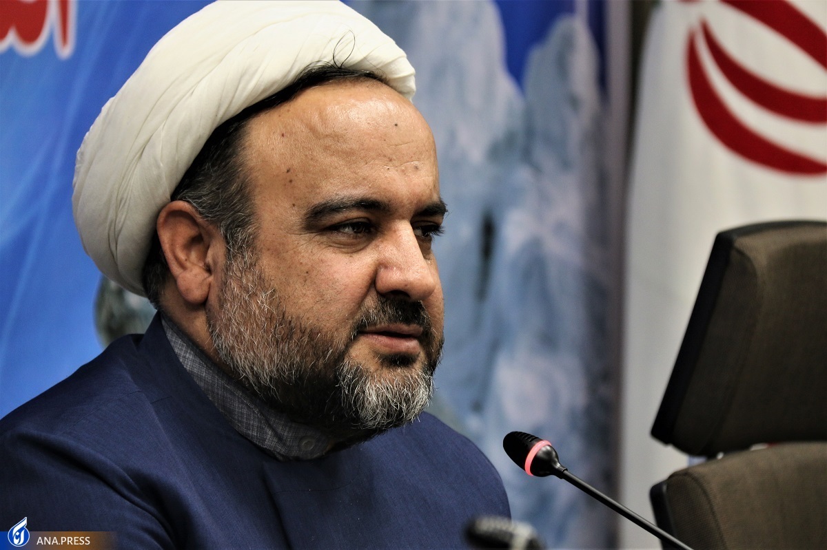 دستاوردها و چالشهای واقعی انقلاب در رسانهها واکاوی شود