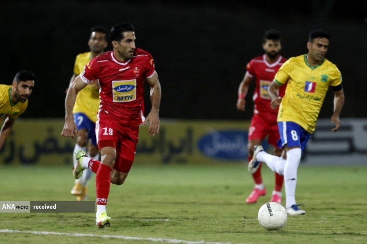 توقف یک نیمهای پرسپولیس در خانه صنعت نفت