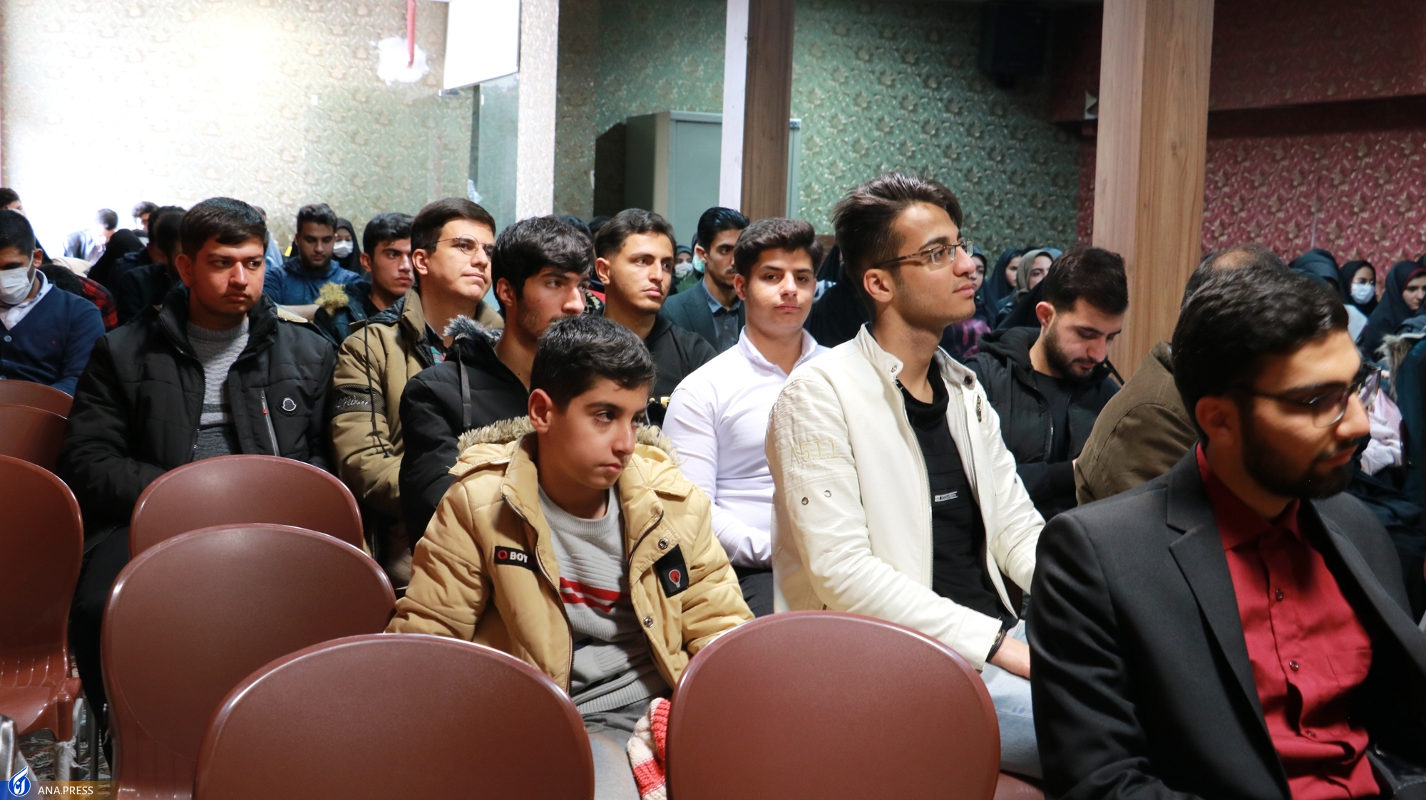 پایان نخستین دوره توانمندسازی نسیم تبیین با تجلیل از ۱۷ دانشجو پایان نخستین دوره توانمندسازی نسیم تبیین با تجلیل از ۱۷ دانشجو