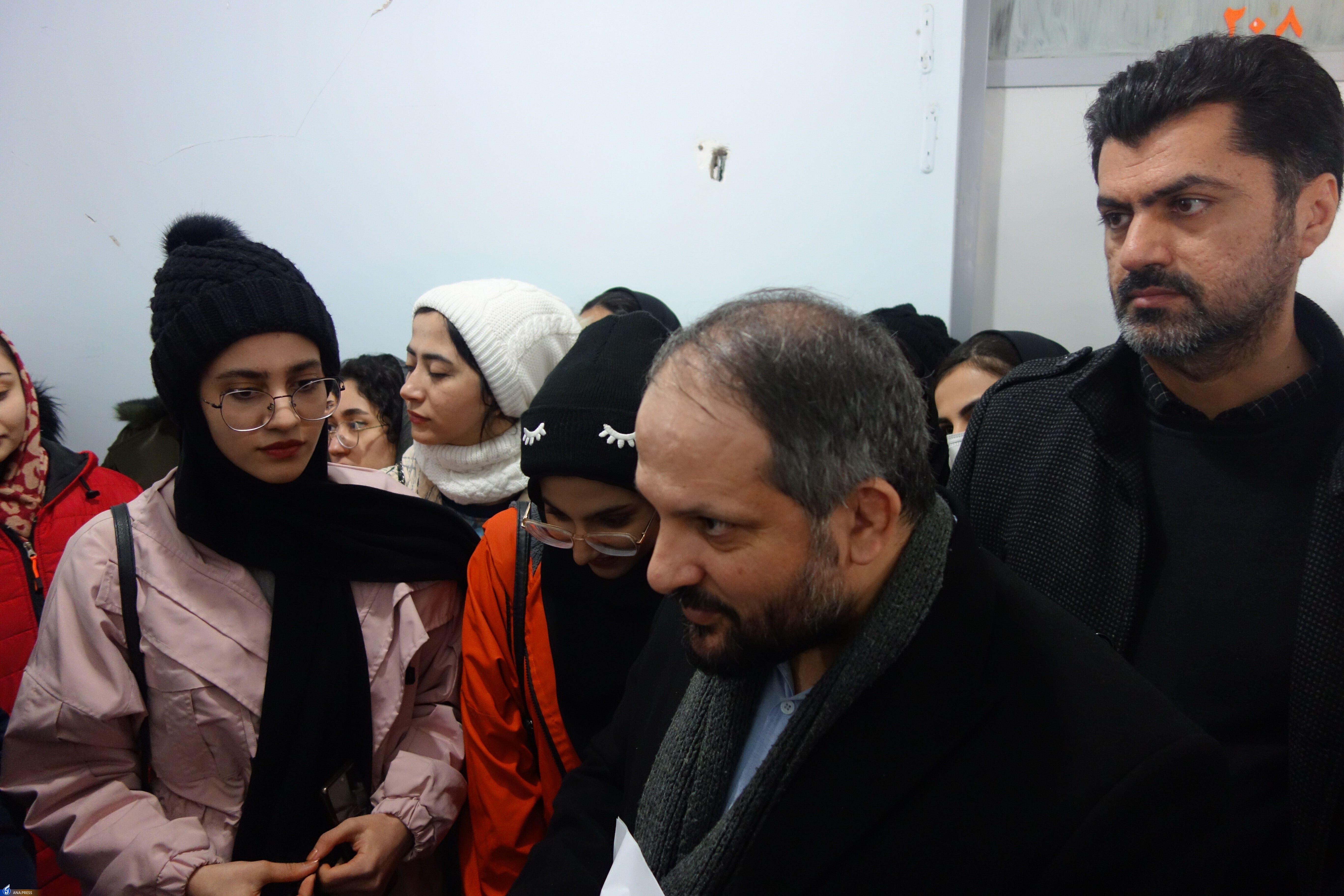 کمپ و مهمانسرای دانشگاه آزاد اسلامی خوی پذیرای زلزله&zwnj;زدگان