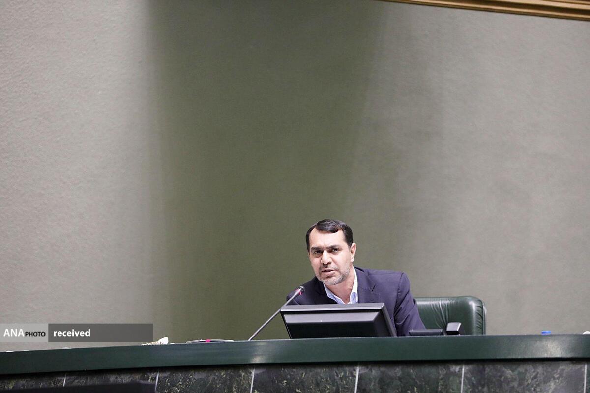 زارع: بررسی جزئیات لایحه بودجه تا پایان هفته تمام میشود