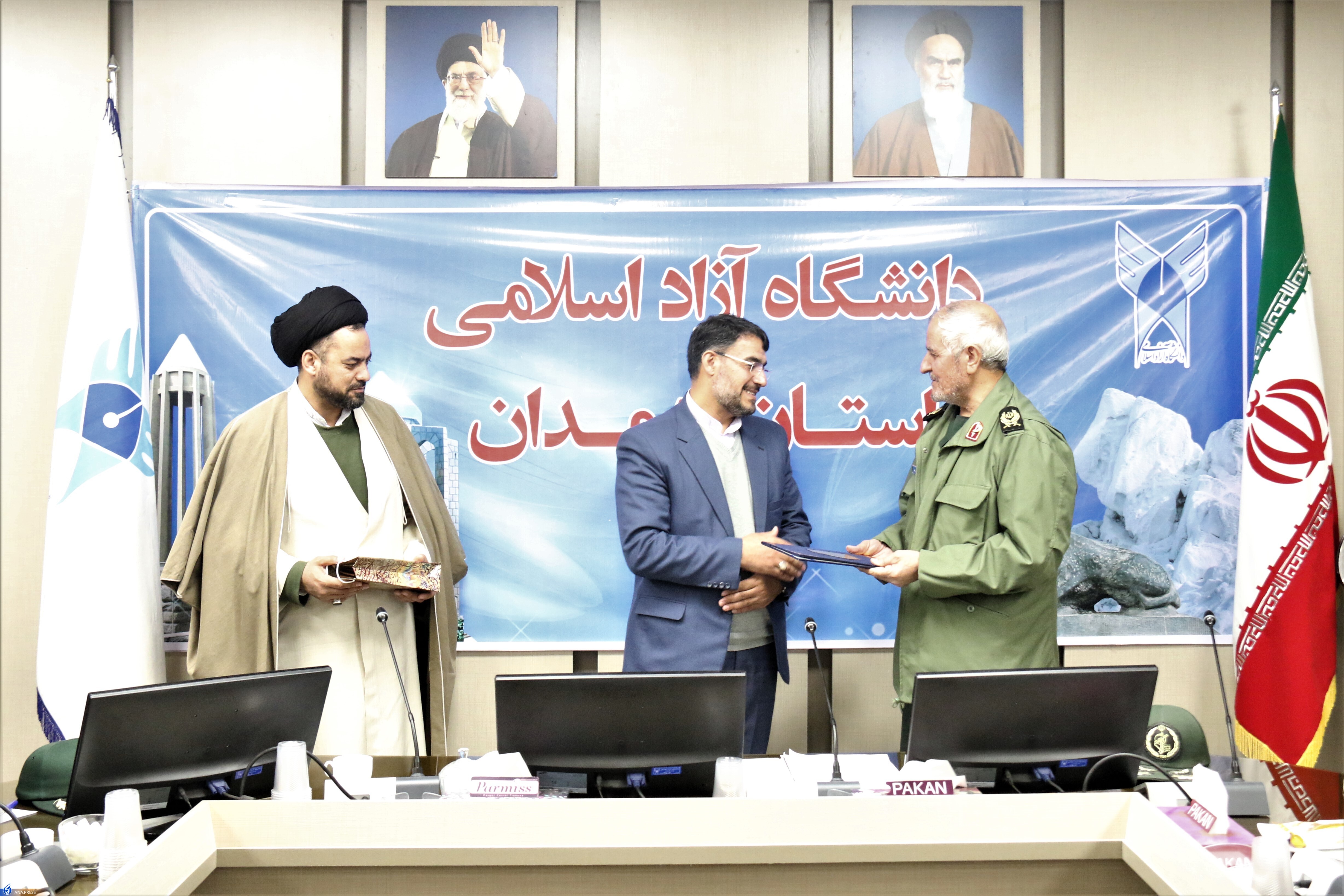 دانشگاه آزاد اسلامی با نقشآفرینی در حوزه فرهنگ خوش درخشیده است دانشگاه آزاد اسلامی با نقشآفرینی در حوزه فرهنگ خوش درخشیده است