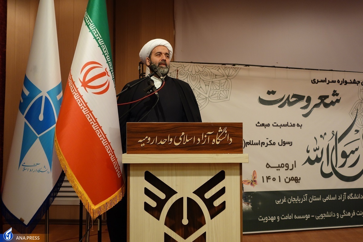 توجه به ابعاد هنرمندانه اسلام، قرآن و وحدت در جشنوارههای فرهنگی هنری