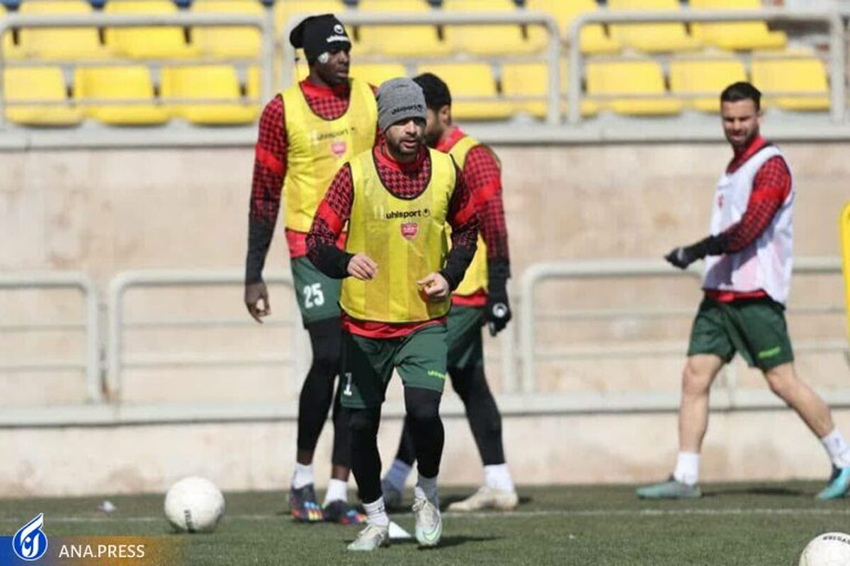 صادقی زیر نظر پزشک پرسپولیس تمرین کرد