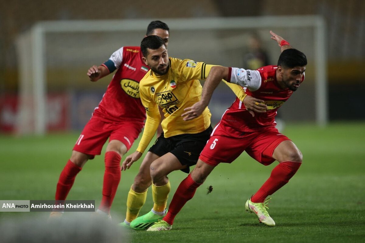 چرخابی: نقاط ضعف سپاهان و پرسپولیس برعکس هم است