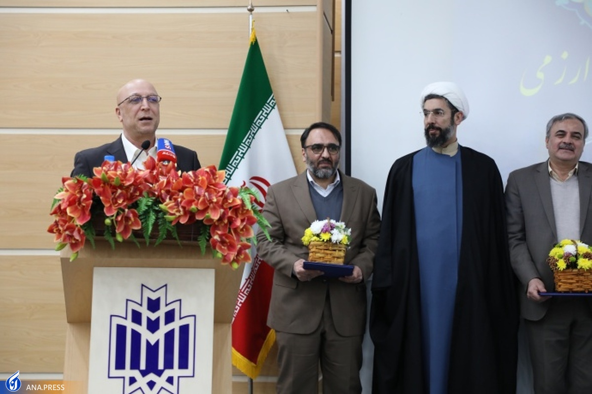 مدیری موفق است که از املاک مادی و معنوی دانشگاه صیانت کند