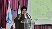 دانشگاه باید در بحث تولید و فناوری پیشتاز باشد