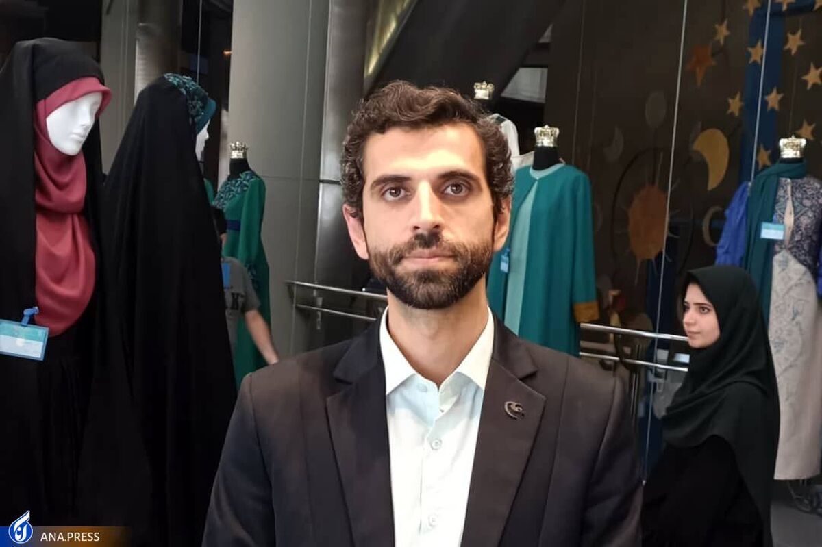 طراحی لباس زیبا با معیارهای فرهنگ ایرانیاسلامی منافاتی ندارد