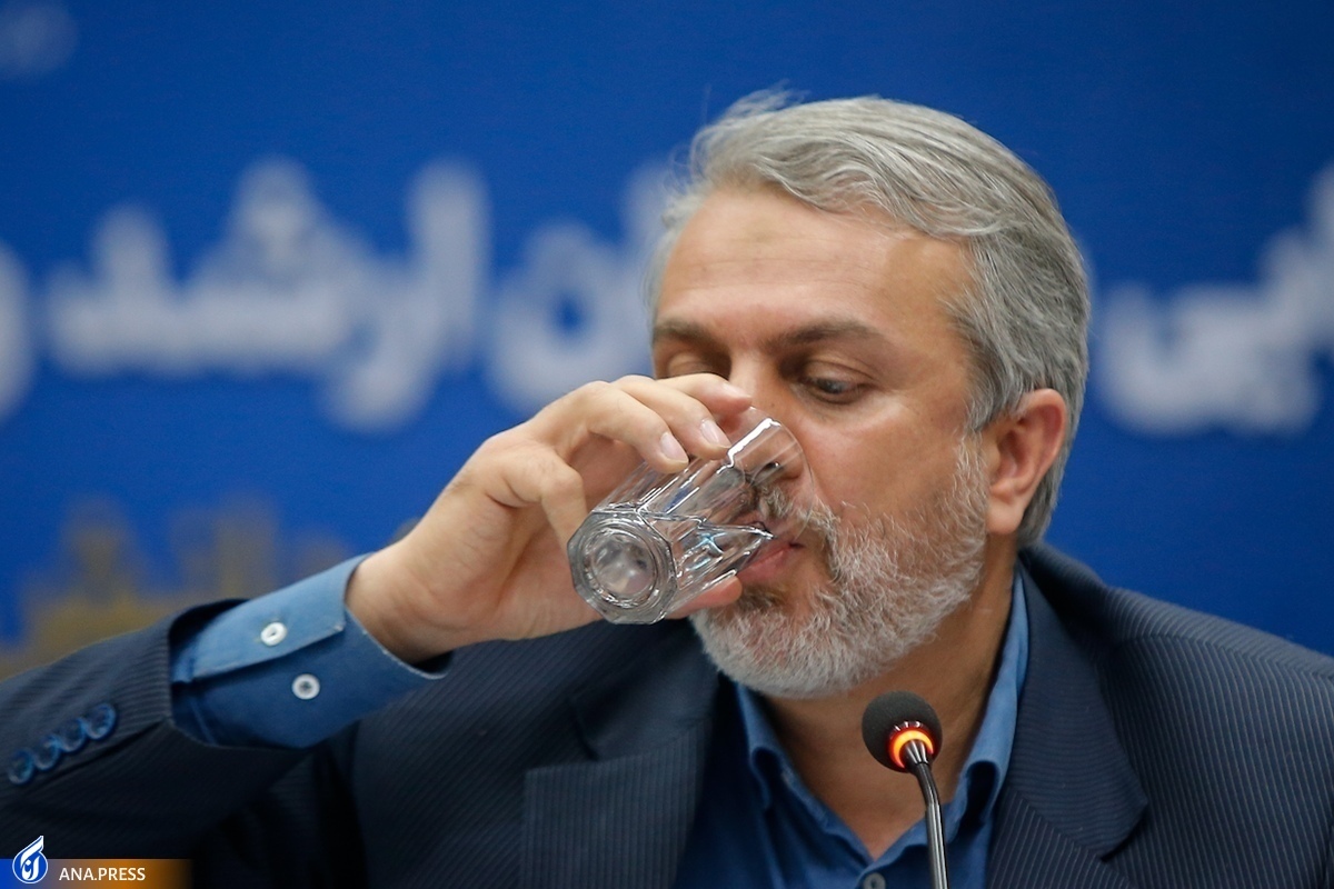 پیش بینی ۲ میلیارد دلار برای واردات خودرو در بودجه سال آینده تکذیب شد