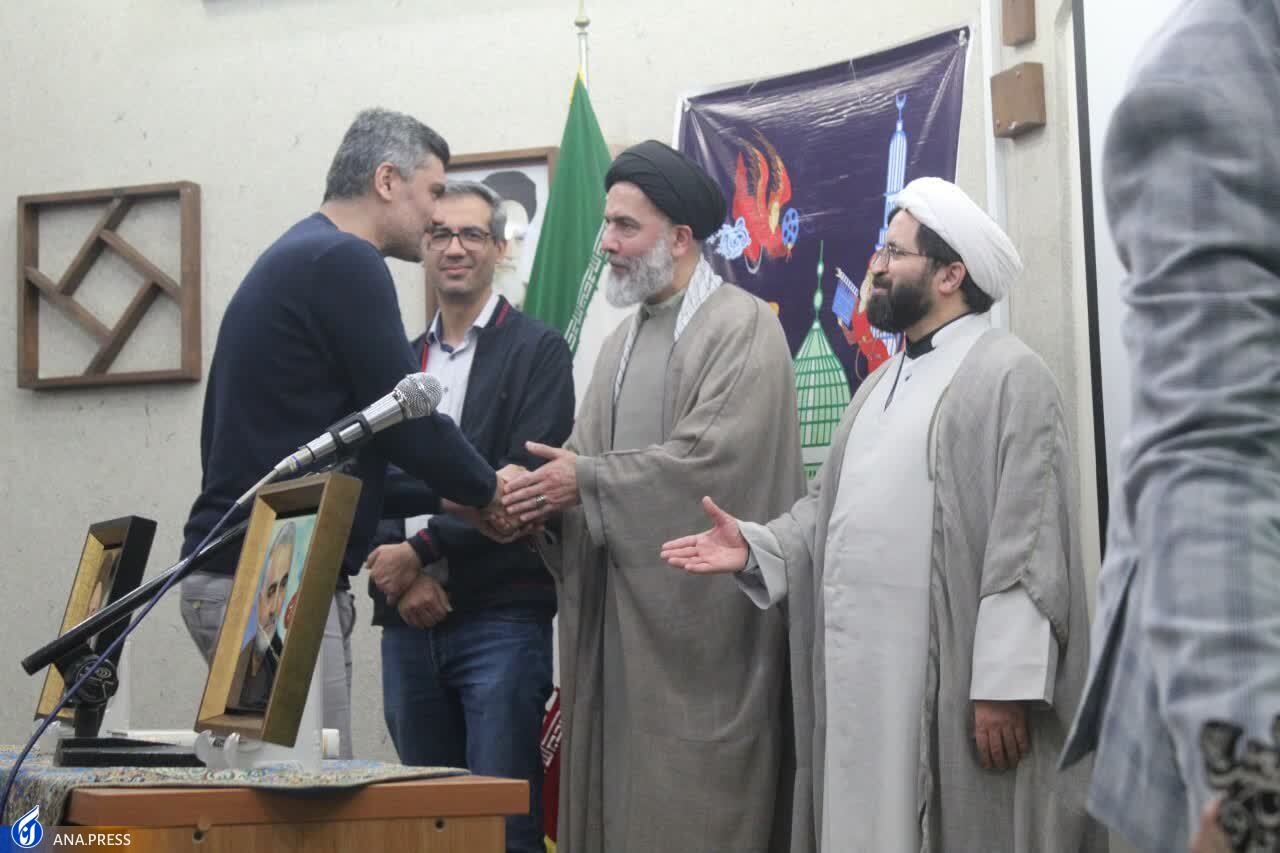 چه کسانی جوایز ۳۸ جشنواره امامت و مهدویت دانشگاه آزاد را بردند؟ چه کسانی جوایز ۳۸ جشنواره امامت و مهدویت دانشگاه آزاد را بردند؟