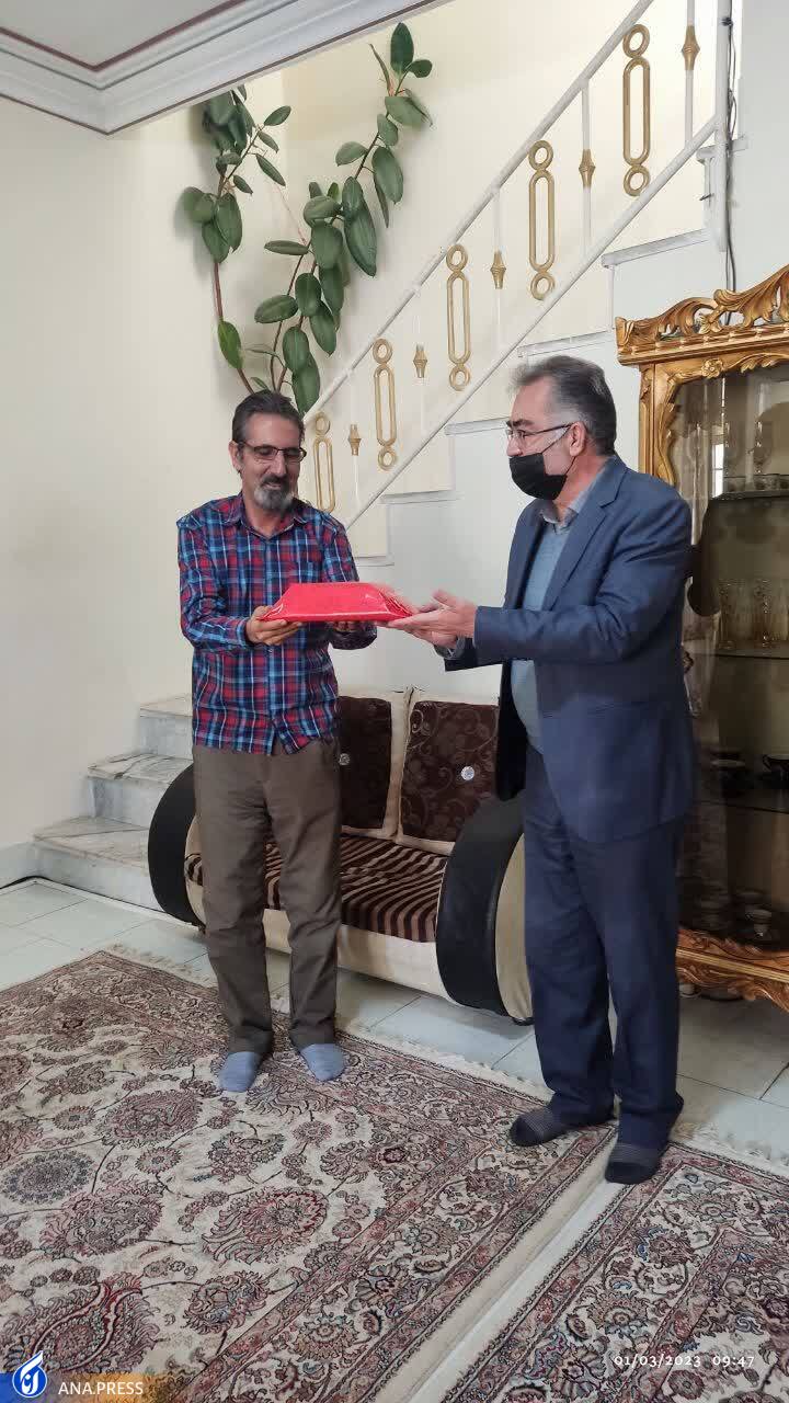 دیدار دانشگاهیان دانشگاه آزاد کاشمر با ۵ خانواده&zwnj; جانباز دوران دفاع مقدس