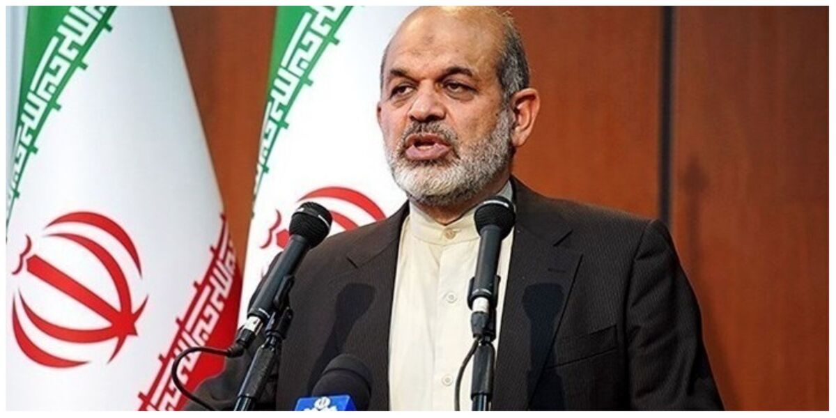 گزارش خاصی که نشان دهنده وجود ماده سمی باشد، نداشتهایم فلج شدن یک دانشآموز هم کذب است