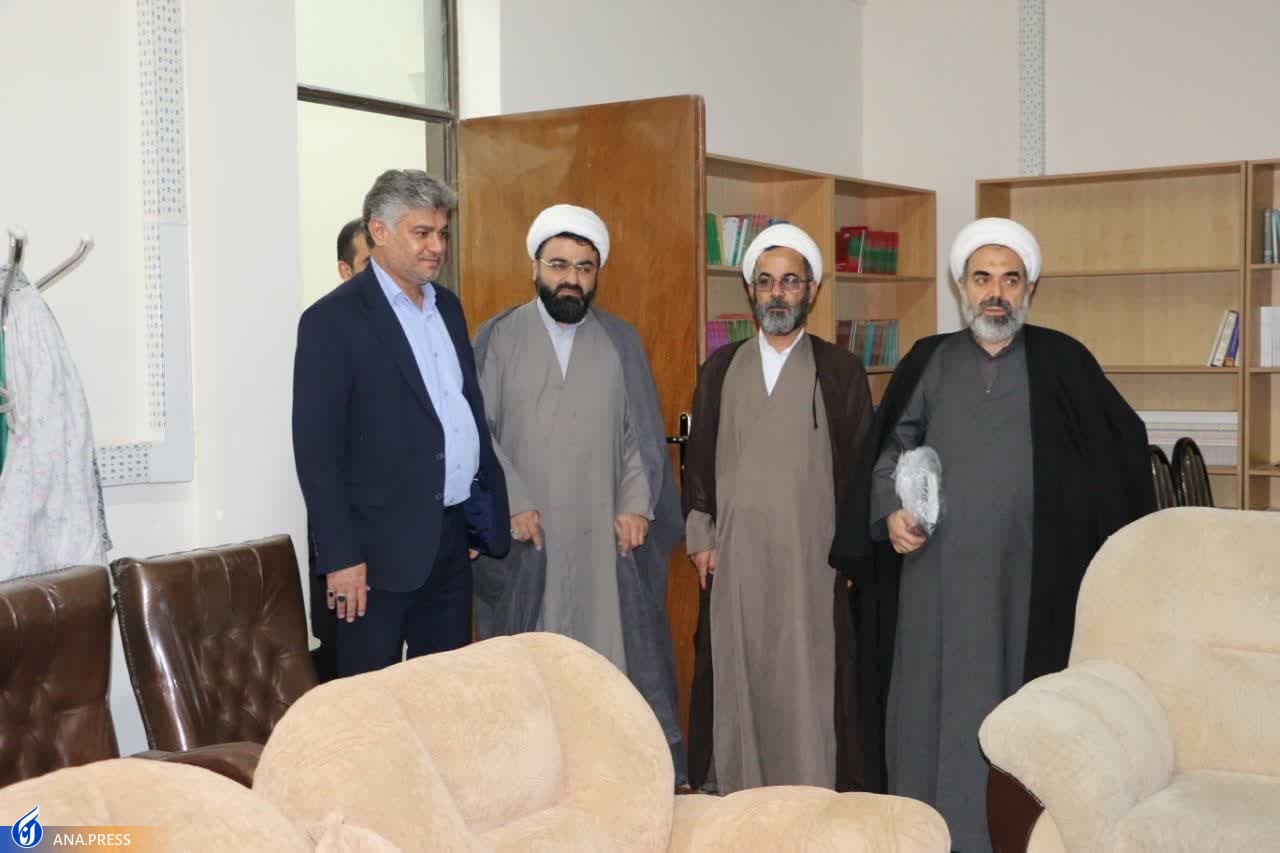 فرهنگسرای شهدای دانشجوی دانشگاه آزاد اسلامی زاهدان گشایش یافت فرهنگسرای شهدای دانشجوی دانشگاه آزاد اسلامی زاهدان گشایش یافت