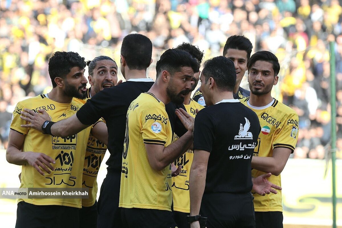 سپاهان نقرهداغ شد؛ پرسپولیس جریمه/ دانشگر از شادی گل جنجالی تبرئه شد