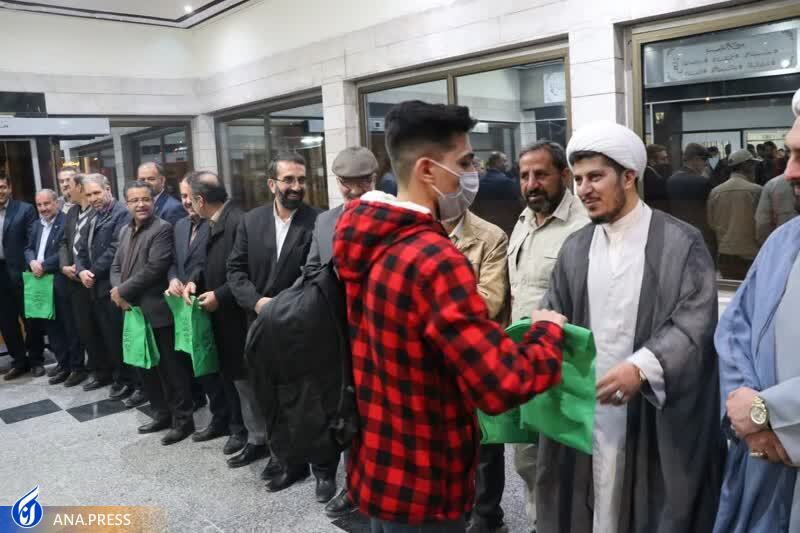 کاروان راهیان نور دانشگاه آزاد اسلامی اراک عازم مناطق عملیاتی جنوب شد کاروان راهیان نور دانشگاه آزاد اسلامی اراک عازم مناطق عملیاتی جنوب شد