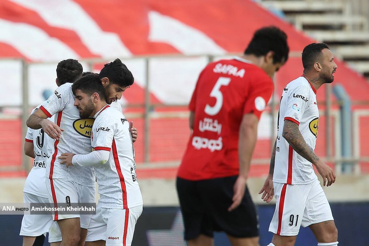 خوش و بش صمیمانه پاکدل با پرسپولیسیها+تصاویر