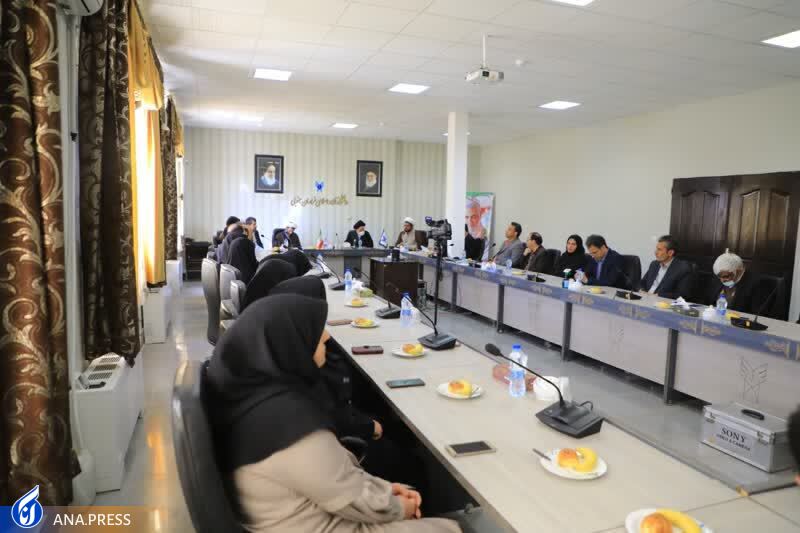 بیان مفهوم متعالی زندگی مجاهدانه ائمه اطهار(ع) در کتاب انسان ۲۵۰ ساله بیان مفهوم متعالی زندگی مجاهدانه ائمه اطهار(ع) در کتاب انسان ۲۵۰ ساله