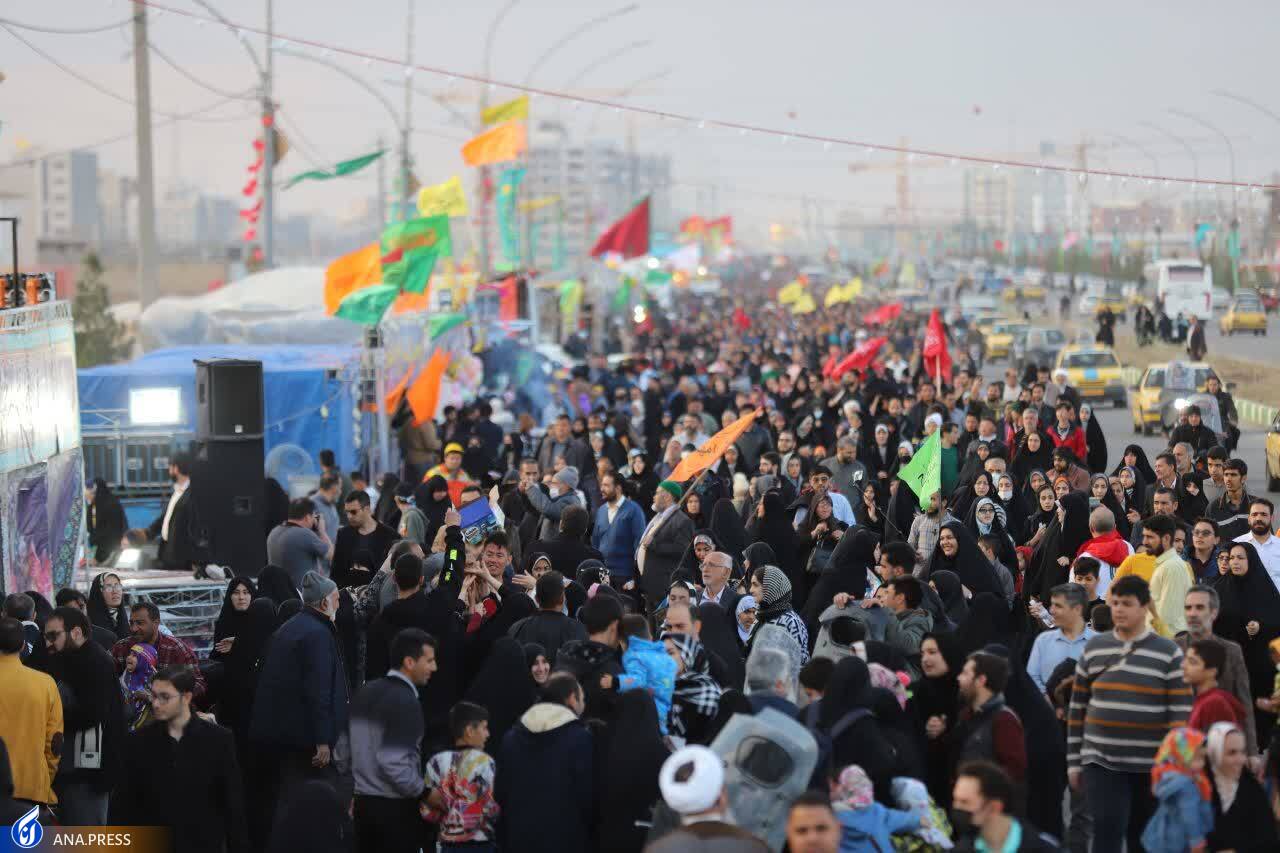 پایان فعالیتهای مهدوی موکب دانشگاه آزاد با طعم رحمت الهی پایان فعالیتهای مهدوی موکب دانشگاه آزاد با طعم رحمت الهی