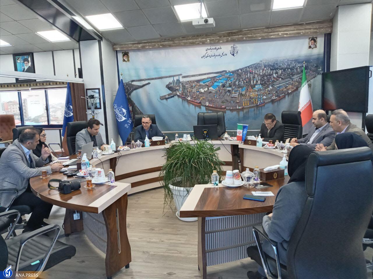 امضای تفاهم&zwnj;نامه همکاری دانشگاه آزاد انزلی و اداره کل بنادر و دریانوردی گیلان