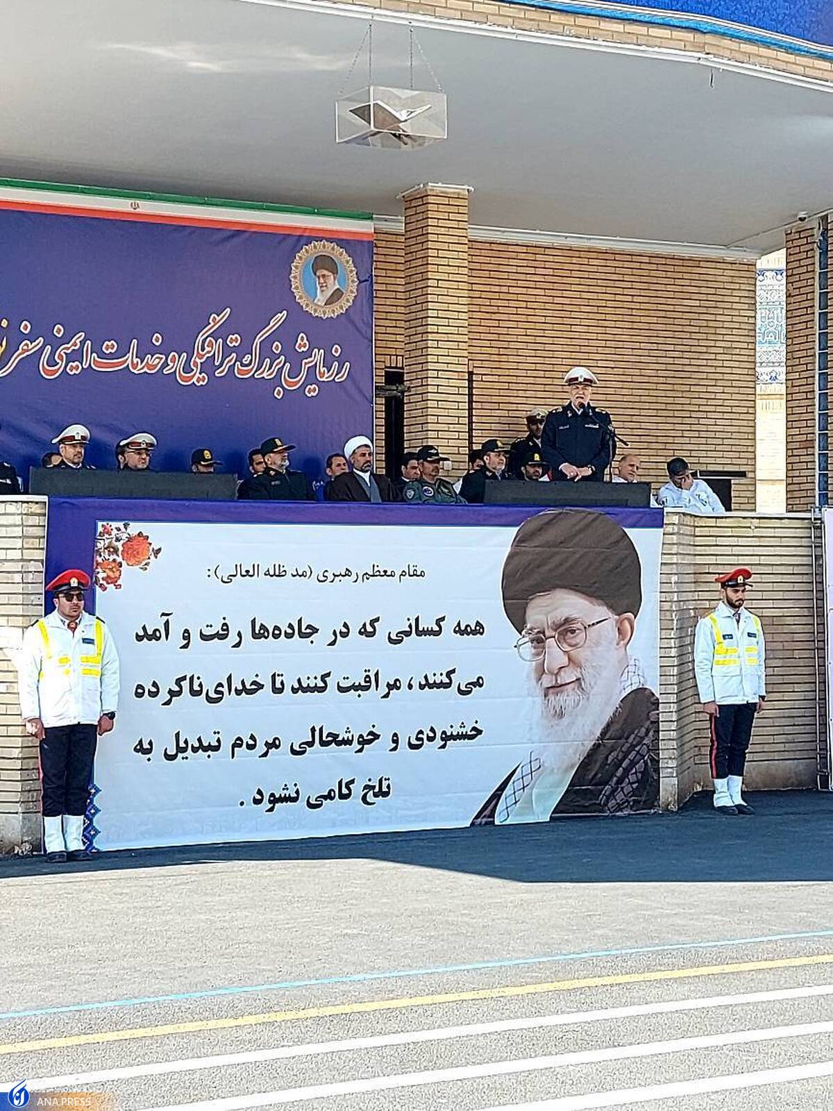 خدمت رسانی راهور با حضور ۸۷۰۰۰ نیرو در طول راهها و شهرهای مختلف کشور